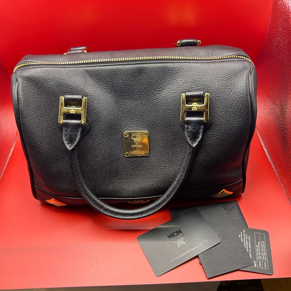 MCM Black Leather Duffel with Gold Details - Picture 5 of 16